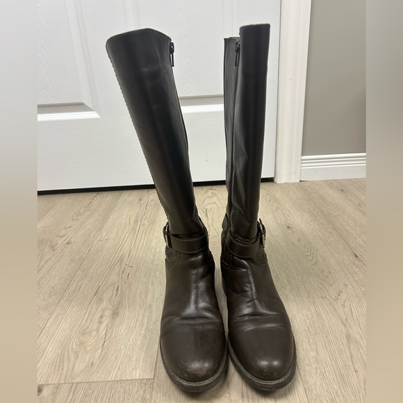 Clark’s Orinoco2 Tall Dark Brown Leather Boots - Picture 2 of 6